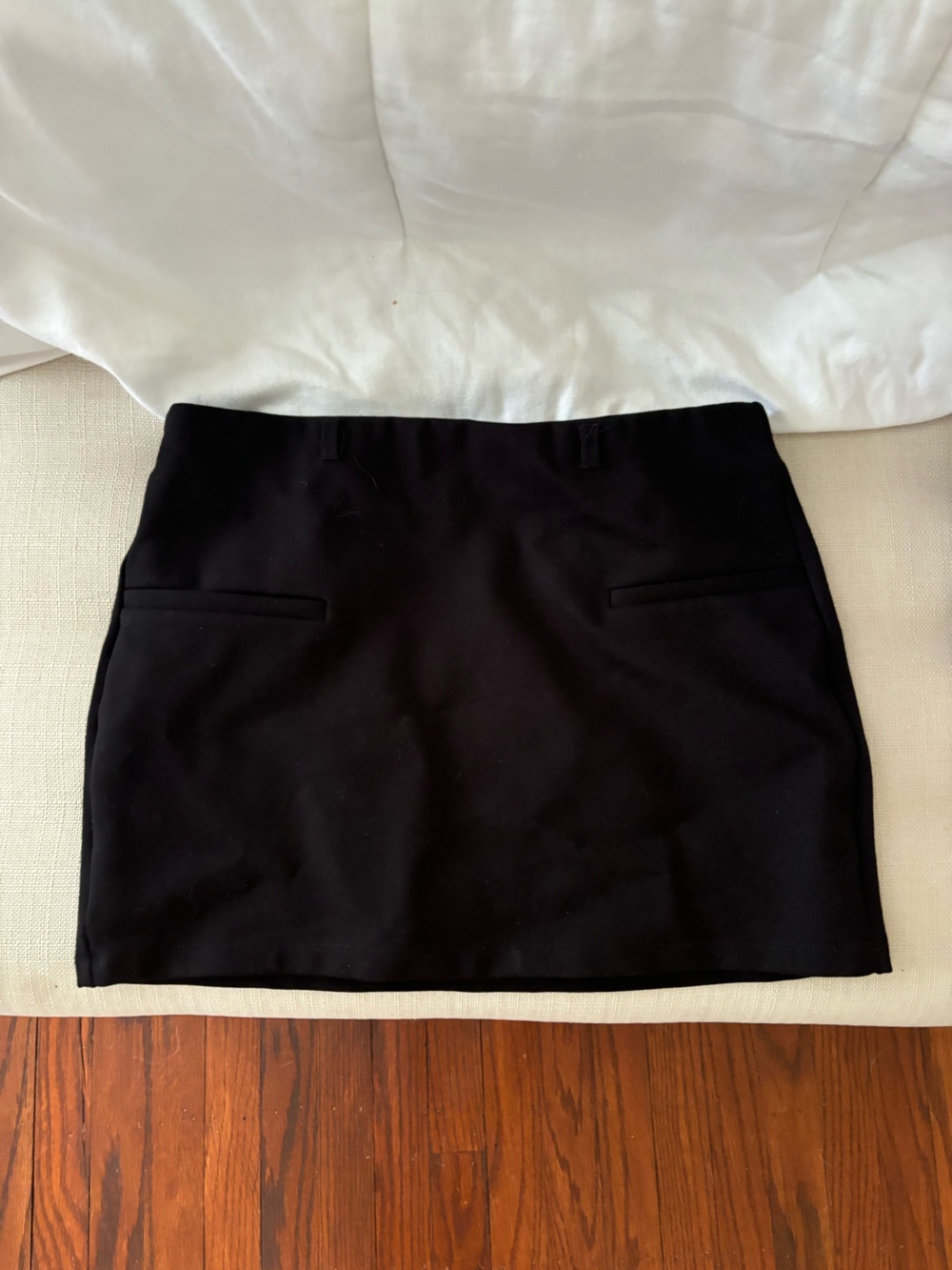 BLACK ZARA SKIRT
